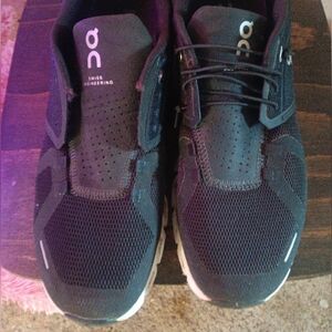 On Running Men's Shoes Cloud 5 size 10